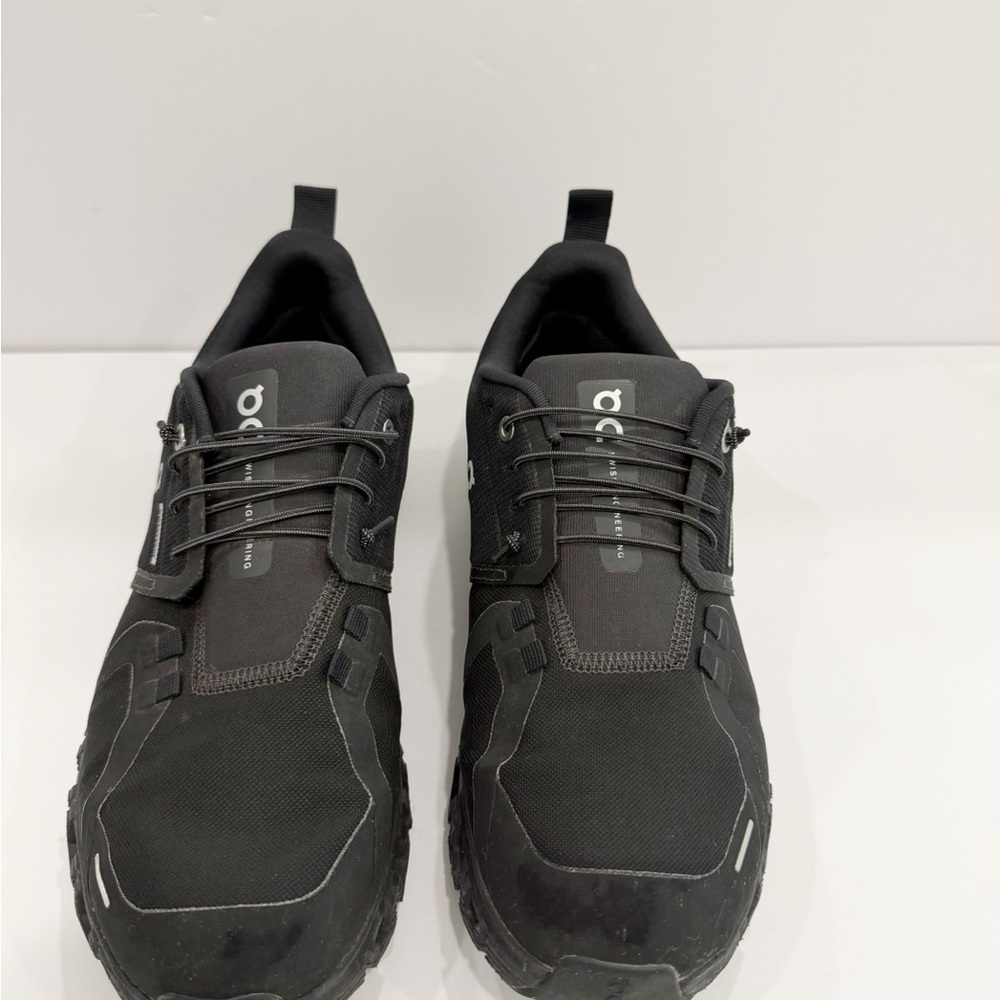 On Running Cloud 6 Waterproof Women’s Shoes - Picture 2 of 9